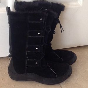 Black North Face Snow Boots